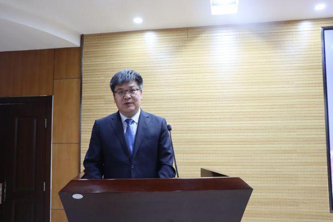 滨州不动产交易登记中心2025工作动员大会暨党风廉政会议召开(图2)